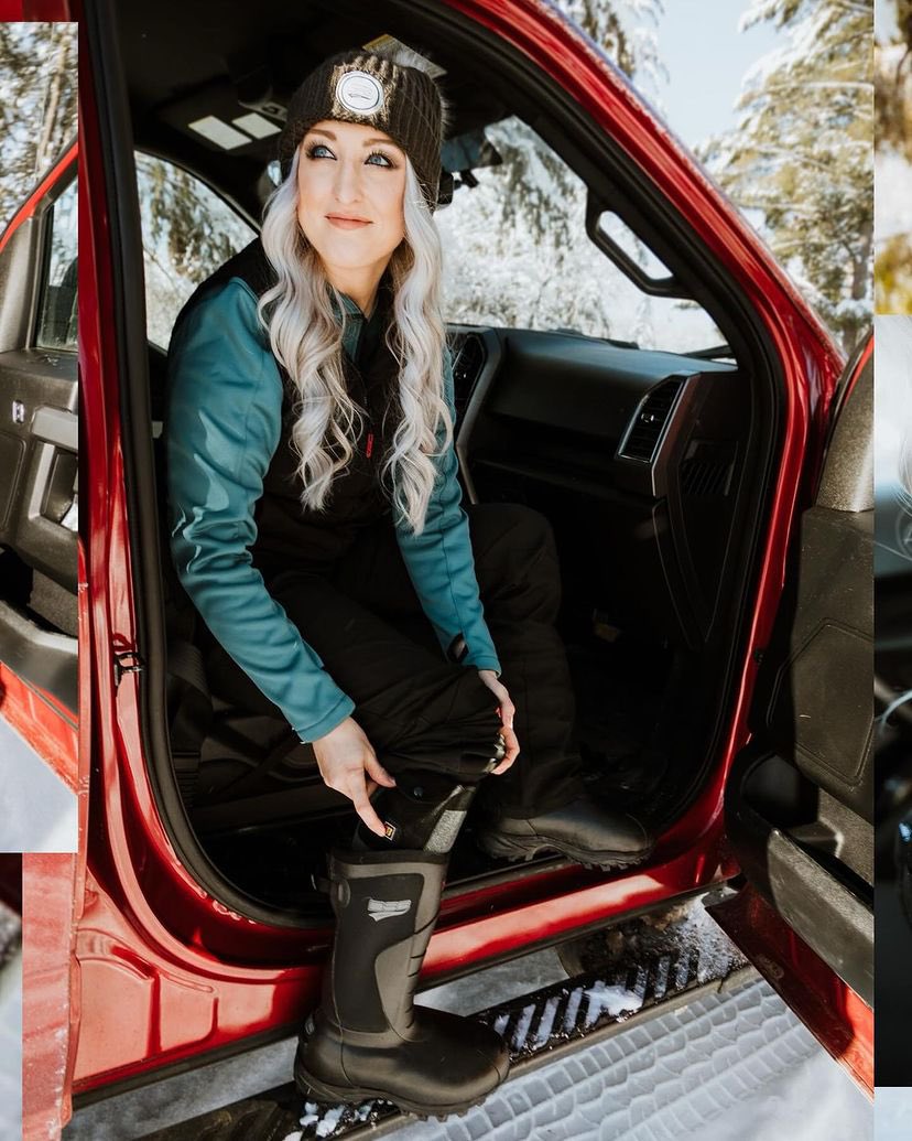 kastingwitkayla's tweet photo. Staying warm during winter activities is a priority for me! 
🔥❄️🎿

dsgheat has me covered! My favorite is their heated socks 🧦 It’s game over for me if my feet get cold and the DSG socks have been a saving grace. https://t.co/96LqkTfojg