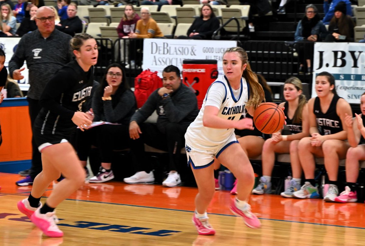 Passion for game has helped bring WCA senior to brink of milestone
capeatlanticlive.com/article.php?id…
#CapeAtlanticLive 
<a href="/wcladycrusaders/">Wildwood Catholic Girls Basketball</a> <a href="/WCAcademy_NJ/">Wildwood Catholic Academy</a> <a href="/KaciMikulski/">Kaci Mikulski</a>