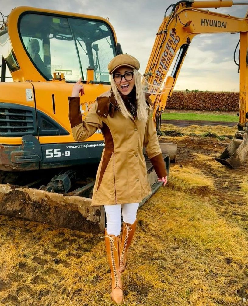 Welligogsltd's tweet image. Perfect time of year to showcase our exquisite coats

l8r.it/u3Hw

#welligogs #distinctlybritish #britishheritage #fashion #ootd #shopsmall #outfitinspiration #sustainablefashion #winterfashion #coatseason #cosy #jackets #countrylife #timeless