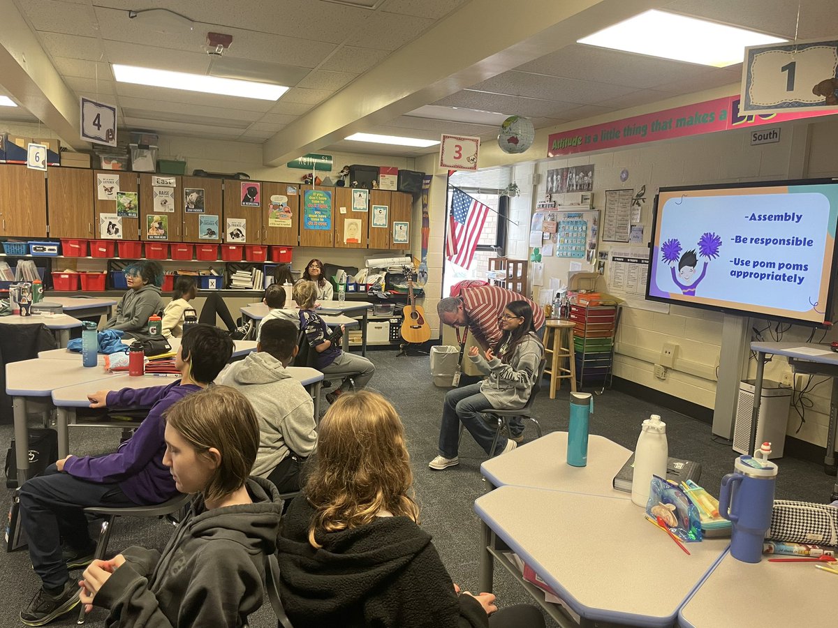 MrsCollinsHale's tweet photo. Loved seeing how classroom teachers implemented our PBIS Refresher slightly different to meet the needs of their students. The PBIS HEDBANZ game was a fun and engaging activity to review our school wide expectations. @halewolves54 @D54schools https://t.co/nWDHk8WLvG