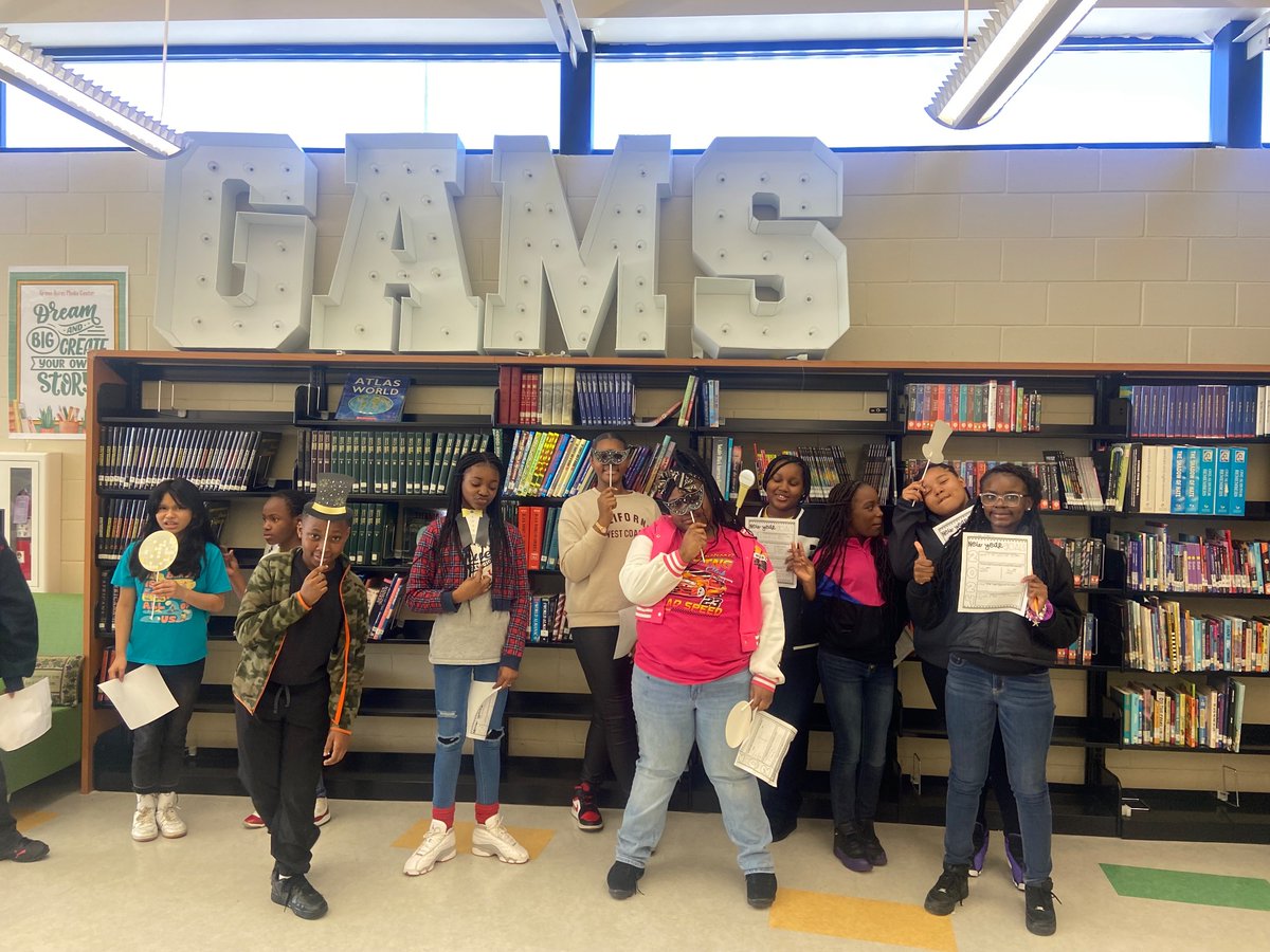 Rachel H. tweet media