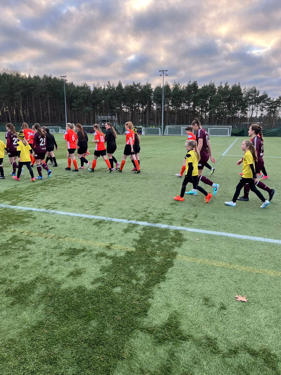 Currie_FC's tweet image. Currie FC Girls had a great experience being mascots for Edinburgh Caledonia and Hearts Ladies on Sunday! #femalerolemodels