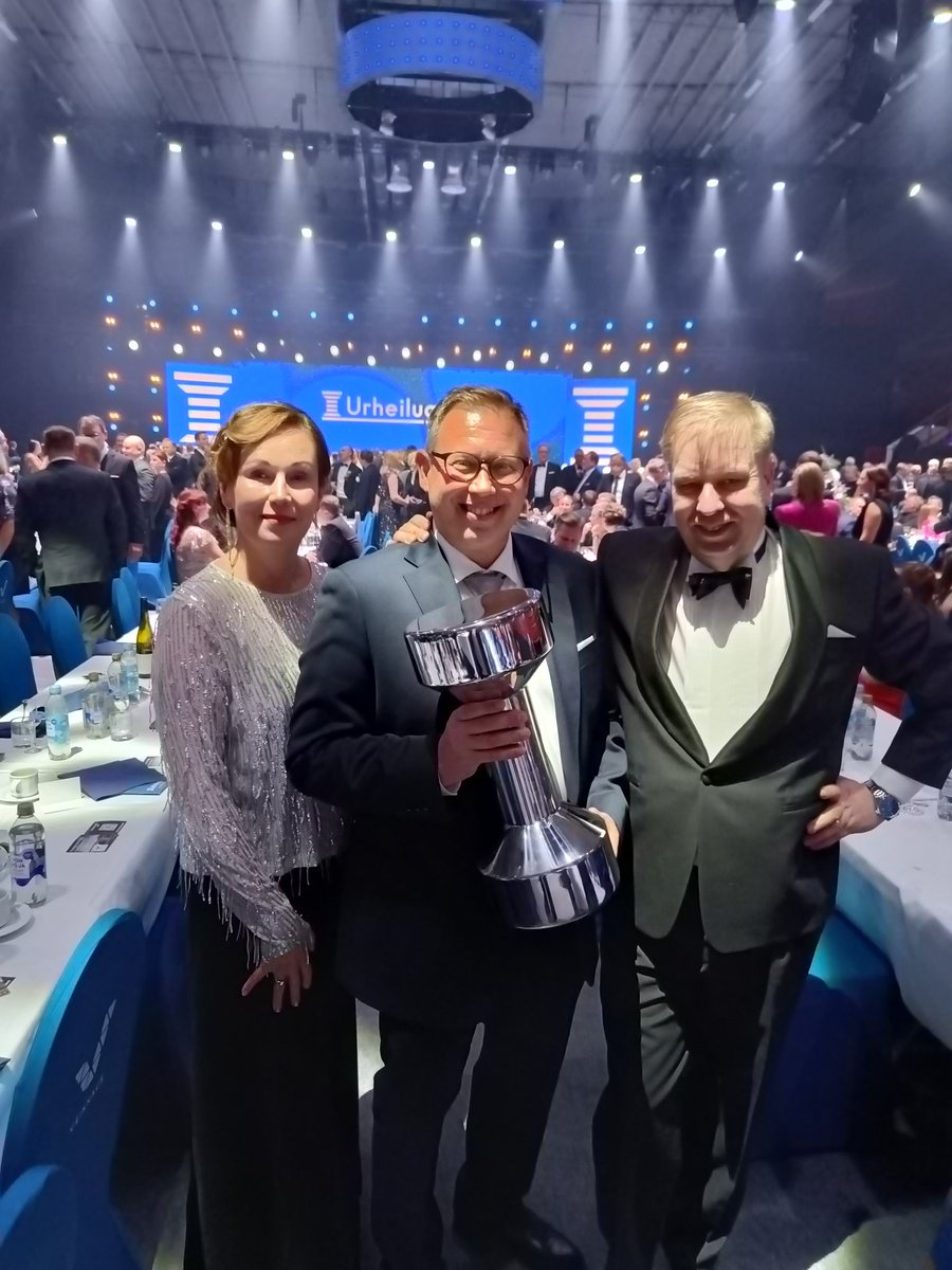 namisiemi's tweet photo. #urheiligaala, @Porikaupunki ja Uno https://t.co/mStO7kxEV5