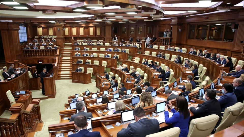 OttomanaNews's tweet photo. EUROPE  
Moldova &amp; Ukraine: EU Membership Talks 
#Moldova #Ukraine #EUmembership 
https://t.co/0QY84HQRYc https://t.co/KtXCBUp8eP