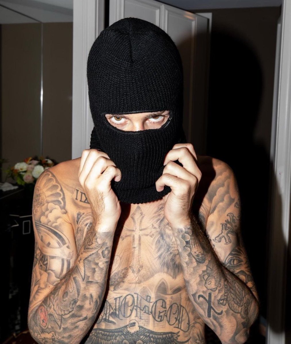 itzbizzle_'s tweet photo. ♛ https://t.co/TK8hFVgRxk
