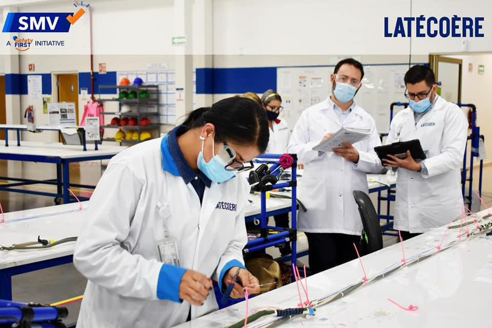 AlfonsoDurazo's tweet photo. Sonora es clave para el éxito de Latécoère gracias a la calidad de trabajo de los 1,053 empleados en sus cuatro plantas industriales en #Hermosillo.

Un placer reunirme con Greg Huttner, el nuevo CEO mundial de Latécoère. Seguiremos fortaleciendo los lazos con empresas líderes en innovación aeroespacial para recuperar la grandeza de nuestro estado.