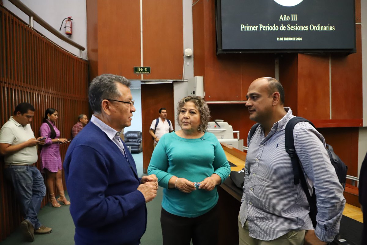 ¿Como va tu día 🌞?  Te saludo desde el pleno de sesiones del Congreso del Estado de Guerrero.