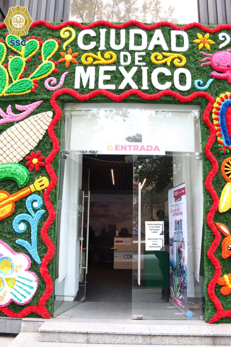 SSC_CDMX's tweet photo. Artesanías penitenciarias a través de la marca @HazmevalerP participan en la exposición “Arte y Colores de la Ciudad de México” en las instalaciones de @SECTUR_mx en la #CiudaddeMéxico.  https://t.co/lQf7g3YlV4 https://t.co/PFb2M27LxB