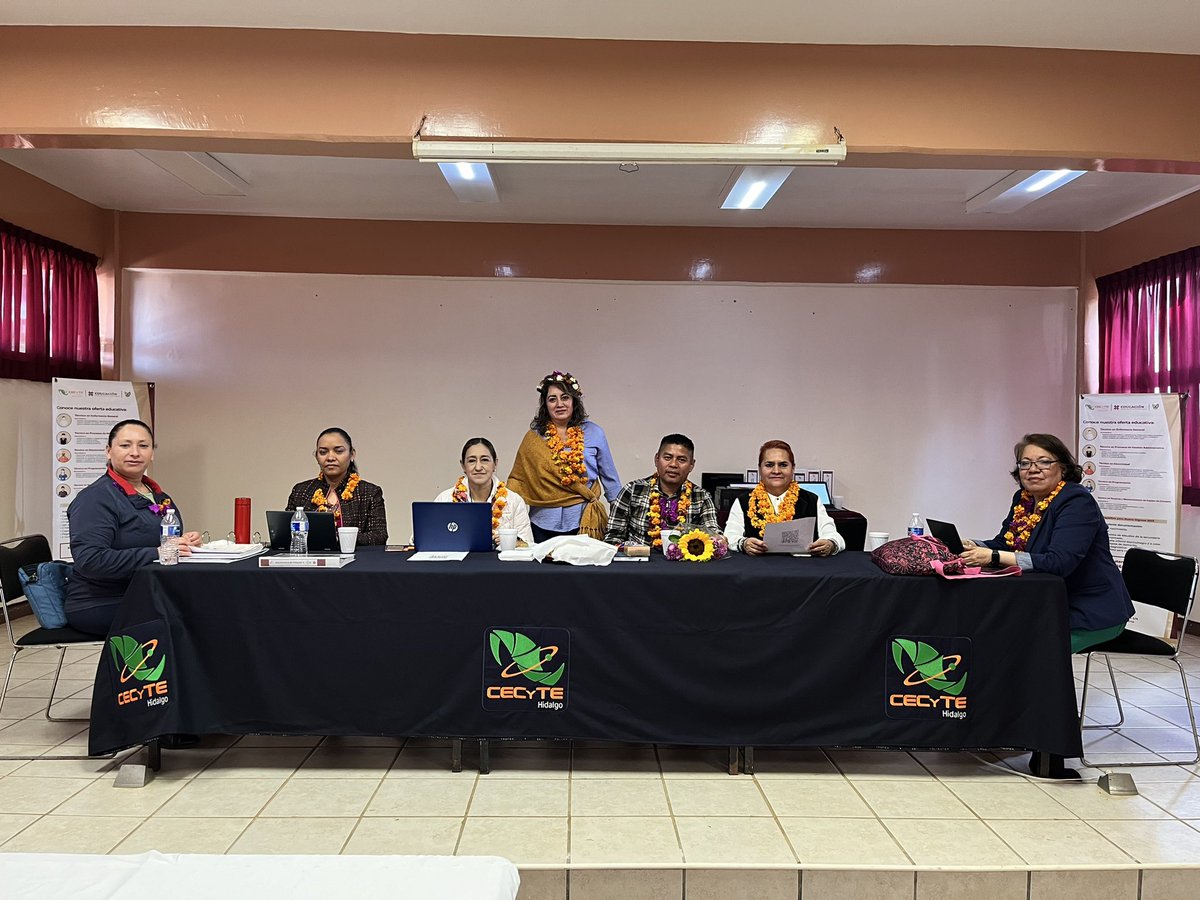 CecyteHuautla's tweet photo. Este día, se lleva a cabo la evaluación de la CEIFRHS para la renovación de la OTAF en el CECyTEH Plantel Huautla. Estas acciones reflejan nuestro compromiso constante con la excelencia educativa y la mejora continua de los servicios en nuestro Plantel.  🧑‍⚕️💊

#CECyTEH
#OTAF https://t.co/6mHyYhInVj