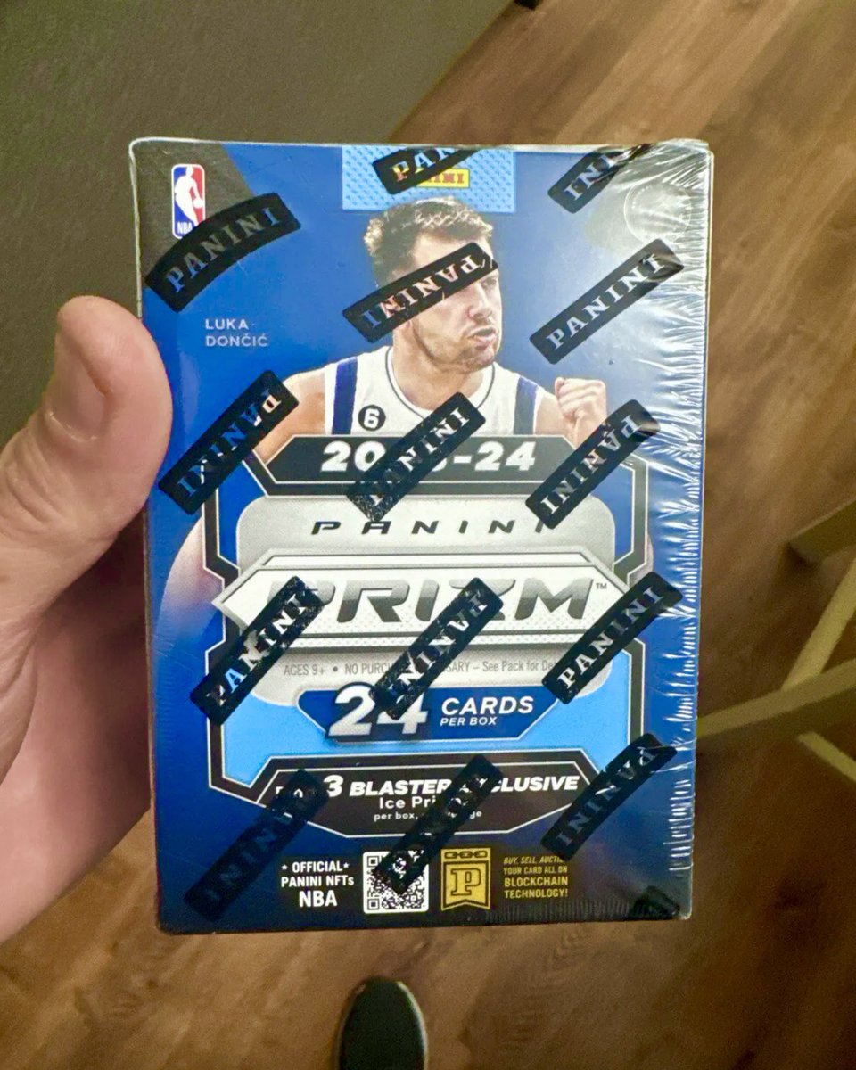 Who wants a FREE Prizm box??

Just like &amp; follow to enter!! ✅