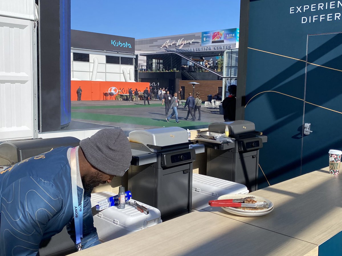 MarkRosch's tweet photo. @currentbackyard grills cook with 700° of controllable electrical power #700current #CES2024 https://t.co/s3kWDHLarh