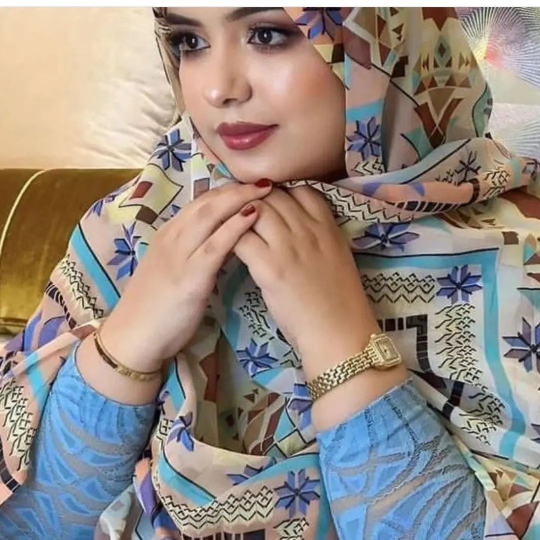 يقال أنه موسم  الوقوع في الحب 🧡 

-هل وقعت في الحب؟