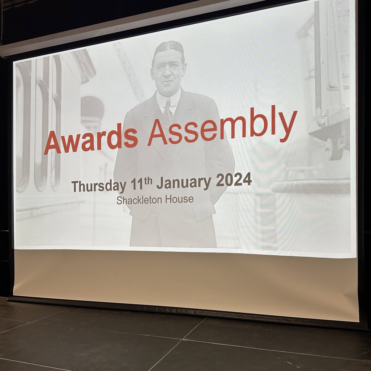 Mr J Henry tweet media