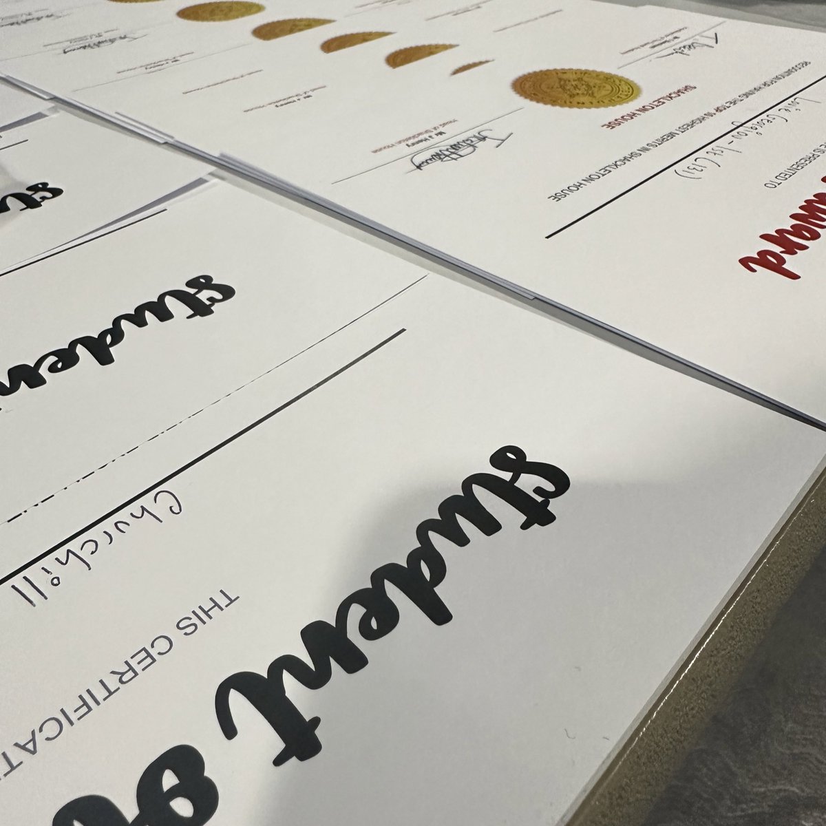 Mr J Henry tweet media