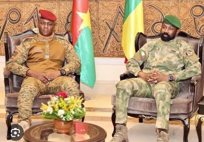 MainlandAfrica's tweet photo. Burkina Faso and Mali remain suspended by the African Union for daring to stand up against western imperialism. Most African political heads have distanced themselves from Mali and Burkina Faso yet they are claiming high moral ground in a fight between Jews and Arabs.

Burkina Faso, Mali, and Niger are charting a new path for African self determination against all odds. These are the true heroes of our struggle against exploitation and oppression. 
 
Algeria, which has been a crucial player in Sahelian politics due its close proximity to Mali and Mauritania is a member of the Arab League. As the biggest Arab country in Africa, Algeria has been critical of Morocco's occupation of Western Sahara and also Morocco's  close ties with Israel. However, like all Arab countries, Algeria has not dared to take on Israel.  Instead, while Mali has been smoking out insurgents from the Northern Regions who want to overthrow Assimi Goite , Algeria has been providing protection to those insurgents and offering them hiding caves. This is proof that given a choice, at any given time - all other races would go out of their way to show their anti blackness. 

Algeria has also been engaging with USA on how to handle Mali. The only thing preventing Algeria  from being an open thorn in the Sahel is that it relies on military equipment from Russia which has strong ties with Mali. Algeria is Russia's second biggest export destination for military weapons which it uses mainky to protect itself from its Arab brother Morocco. 

Africans must  start being  more emotional about logic and do away with this desire of wanting to be seen as being peacekeepers when we are the most violated peoples.