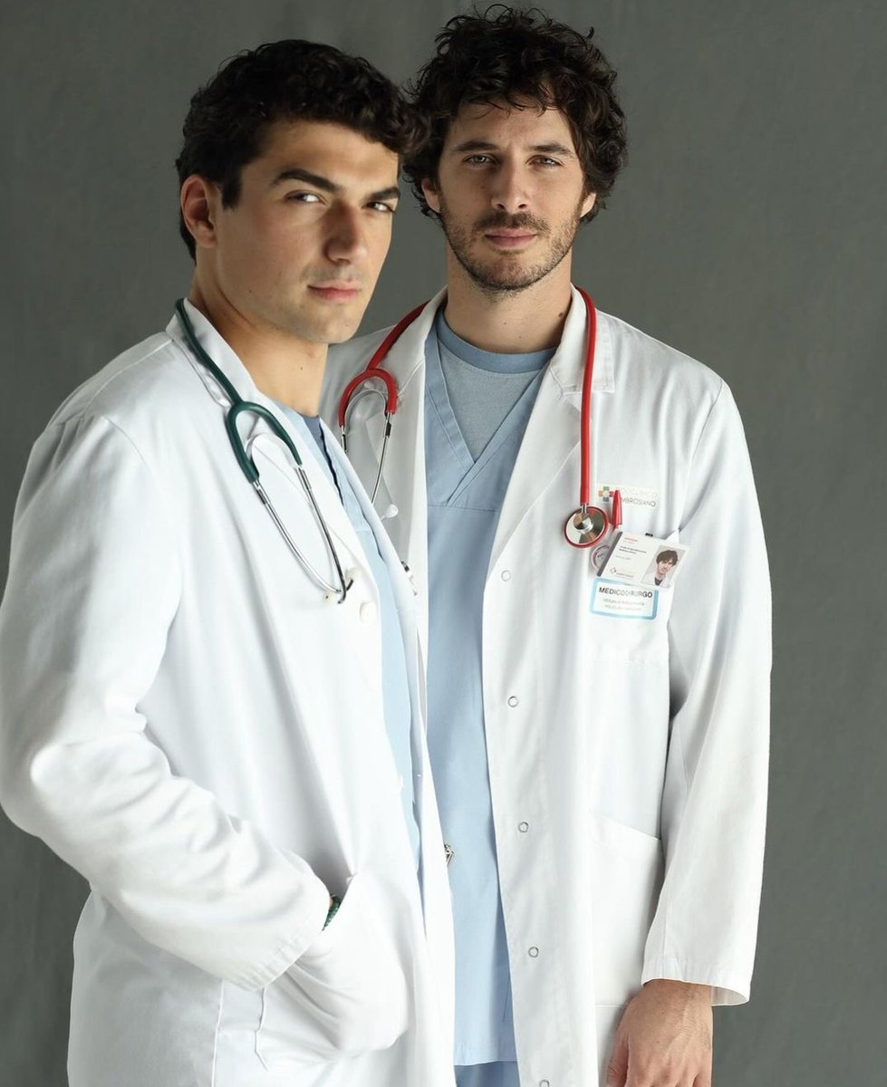 Lov_Ciro's tweet photo. giacomo giorgio e pierpaolo spollon insieme semplicemente arte e maestria, il duo di cui avevamo bisogno✨️

#DocNelleTueMani3 https://t.co/zu9UtsCXef