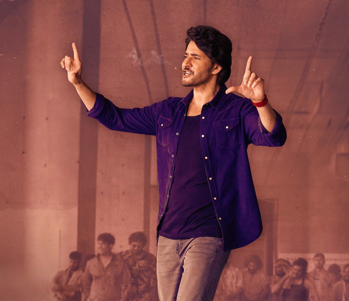 baraju_SuperHit's tweet photo. Pure Mad , Masala & Magical Stuff From #SuperStarMahesh @urstrulyMahesh “Ramana Gaadi  Rubabu Shuru” 
At Box Office With #GunturKaaram For This Sankranthi. A Giant wheel Of  Family Emotions & Entertainment . #GunturKaaramReview 
Rating : 3.5/5 @haarikahassine @vamsi84 @MusicThaman #TrivikramSrinivas @venupro 
“Ramana’s Language Of Love” #BlockbusterGunturKaaram