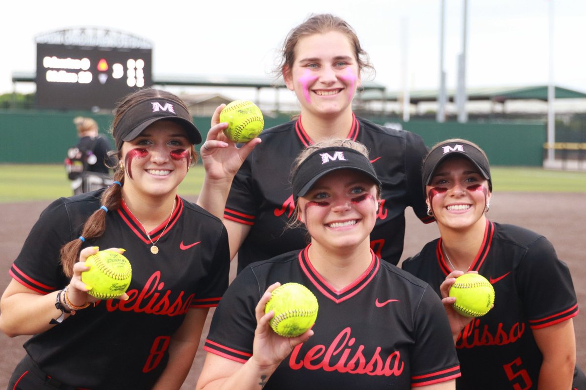 emmymabry2026's tweet photo. TOMORROW BRIGHT AND EARLY 🥳🥳🥳 @SoftballMelissa https://t.co/e63swZOKXd