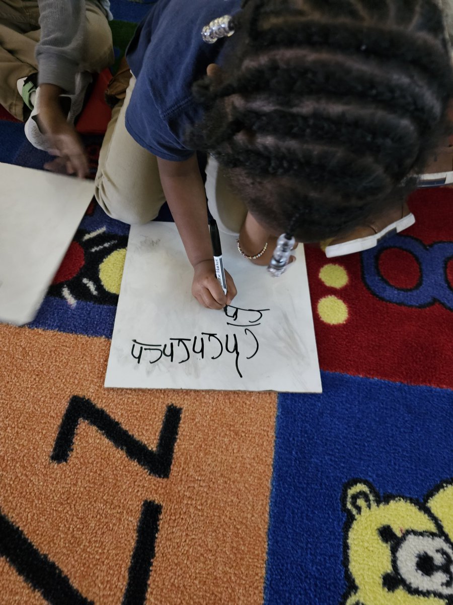 TheLitIC's tweet photo. I absolutely love and adore coaching, but I am passionate about teaching (my first love). I want to thank Ms. Pearson and her magnificent kindergarten scholars for allowing me to come in and teach today. #CoachingMoments #LITatCAL #LitIC #MyPassion https://t.co/EYguR9B1ZW