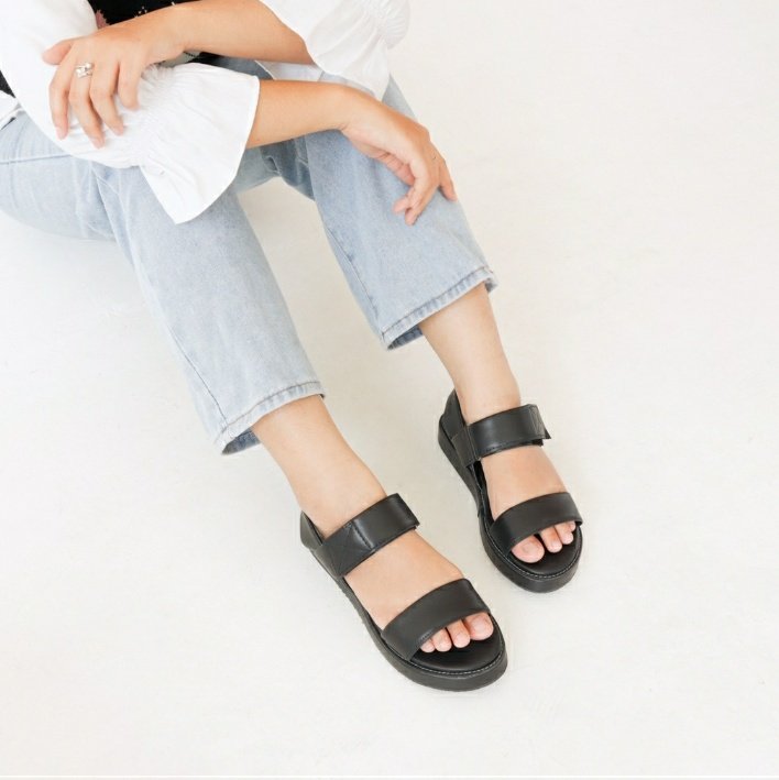 cuteeeeee__'s tweet photo. pretty platform sandal

a thread https://t.co/jMVXXfgkjQ