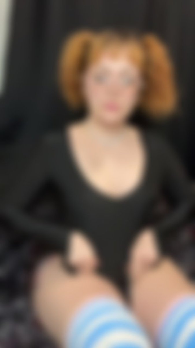 Rue Grim is live now! onlyfans.com/ruegrim/live?r…