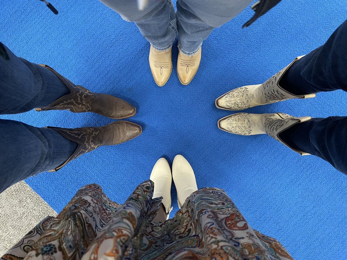 Texas Day! Kinder was learning all about Texas so we supported my favorite girl! @LilyanaElem 💙 👢 💛