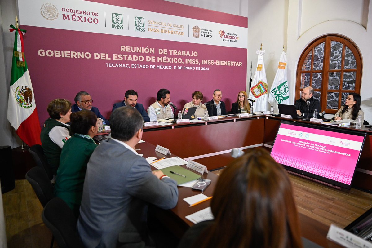 delfinagomeza's tweet photo. Hoy tuvimos una reunión de trabajo con el Director General del @Tu_IMSS, @zoerobledo, y autoridades de dicha dependencia, a fin de realizar una evaluación de los avances que hemos tenido en la implementación del programa @IMSS_BIENESTAR.

La colaboración con el Gobierno de México nos permite ofrecer servicios de salud de primera calidad para los mexiquenses. Seguiremos fortaleciendo estos lazos mirando siempre por el bienestar de la gente.

#ElPoderDeServir