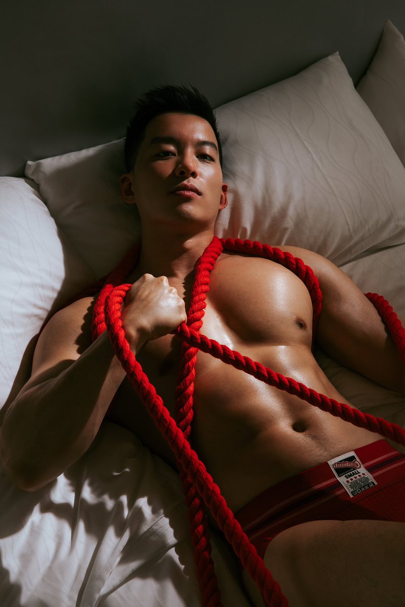 Conway Tam tweet media