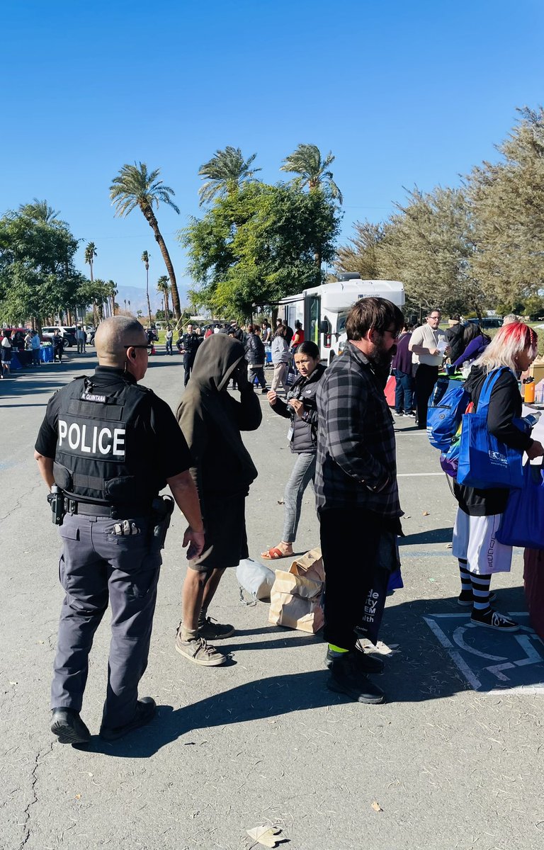 Indiopd's tweet photo. The Resource Fair for the unsheltered at Miles Parks today was a success! Thank you to all of our partnering agencies who provided services and everyone who came out in support. #ourcommunityourcommitment #indiopolice #resourcefair @CityofIndio https://t.co/lZWDE4CB5m