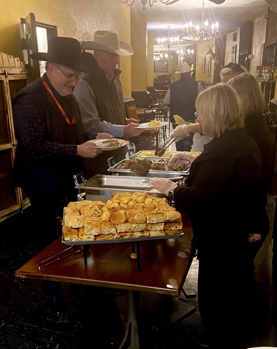 FWSyndicate's tweet photo. A new honor announced tonight with the unveiling of the Cattlemen’s Club for Syndicate members who raised more than $100,000 this year. Remarkably, that group is 20 members in its inaugural year! It’s going to be a great year! #fwssr https://t.co/LasWn5d4ZN