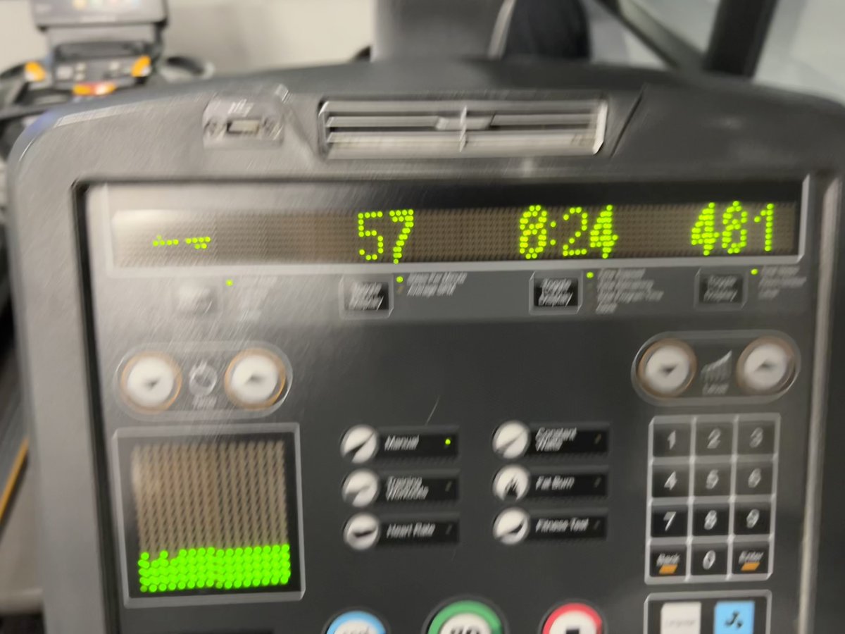 Denise13F's tweet photo. Day 1\21 bootcamp days my way @snapfitness
The pic of us @Tim13S on the treadmills reminds me of back in 2007 at "Chameleon" fitness centre. We were training for our 1st #halfmarathon & here we are -50 windchill in January 17years later doing the same. #werun2gether #running https://t.co/dtBqNG6Gmo