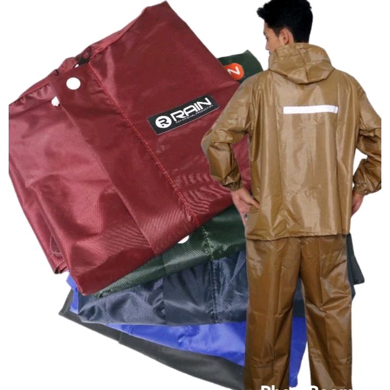 Ilhamss4's tweet photo. Cek jas hujan setelan pria wanita raincoat setelan/ponco dengan harga Rp55.000. Dapatkan di Shopee sekarang! https://t.co/9youwzFwwE https://t.co/l1sBYVuDwg