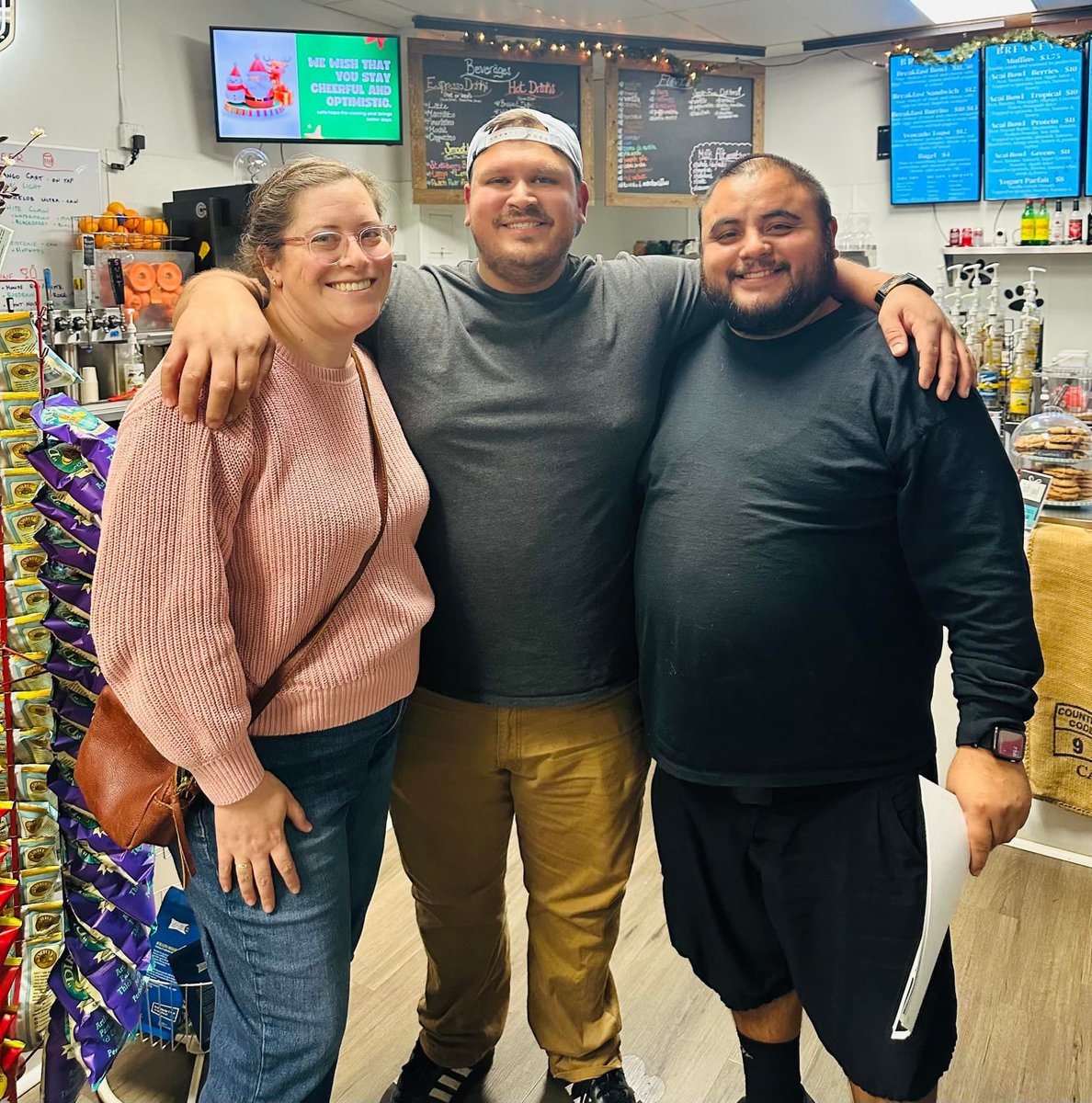 BBSVC's tweet photo. A BIG Thanks to everyone who came out to our trivia night last night at Lucky Dog Coffee! Weare looking forward to the next Big Trivia Night at Urbane Cafe in Thousand Oaks on Wednesday, January 17 from 6pm to 8pm.
https://t.co/dGeSGehhwC
#BBSVC #ItTakesLittleToBeBig @BBBSA https://t.co/rIxZU0coX2
