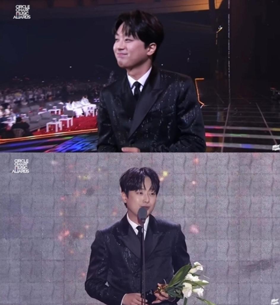 brilliant_cw's tweet image. #이찬원
#써클차트뮤직어워즈2023
&apos;찬또배기&apos; 이찬원, &apos;써클차트 뮤직 어워즈 2023&apos; 올해의 장르상 수상 (출처 : 엑스포츠뉴스 | 네이버 TV연예) naver.me/5teiRpJQ