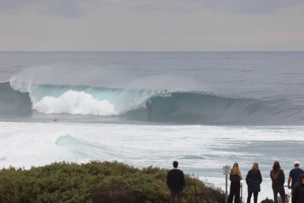 The Chargers never left San Diego... surfline.com/surf-news/pipe…