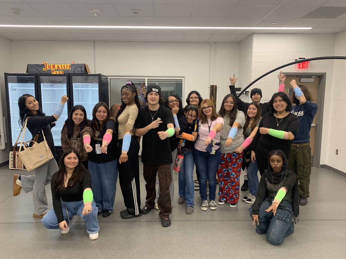 Alief CTE Vet Science tweet media