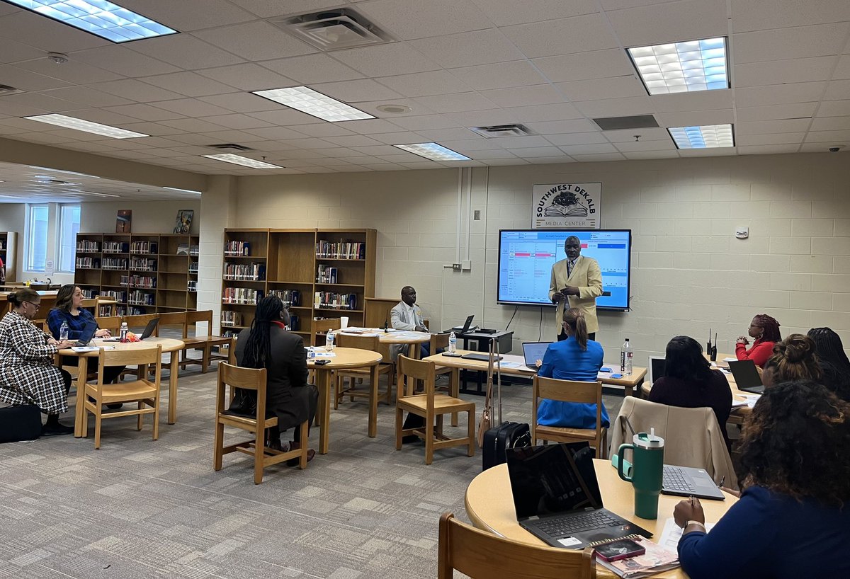 DrNormanCSauce3's tweet photo. @SWDPanthers Reality Check today with our High School Area Support Team - thank you Principal @ThomasGlanton, APs Dr. McNair, Mr. Ward & team for your student-centered data driven efforts to elevate conditions & outcomes for all of our Panthers! #MIRACLESinAction https://t.co/IEqBXbLmnS