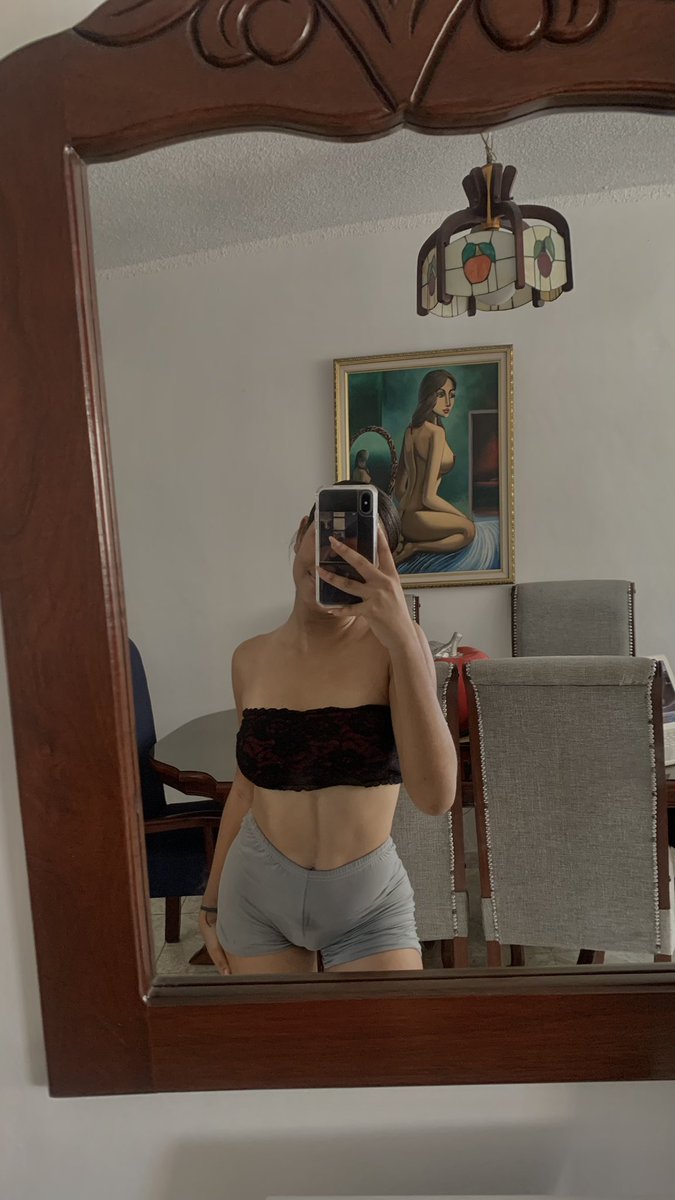 marlenzabalaa's tweet photo. Se me ensució la licra entrenando tren superior hoy, but everything’s ok. https://t.co/h12VjJv5VW