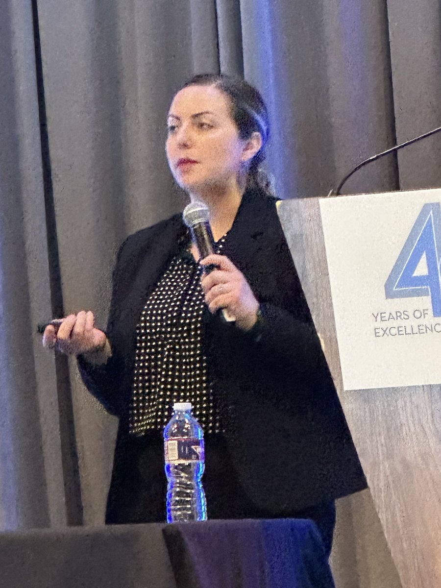 _brad_buck's tweet photo. @NAEMSP Dr. Sarayna McGuire of Mayo Clinic Ambulance discussing importance of patient follow up with pre hospital clinicians. No, it’s not a HIPAA violation. https://t.co/JylvdP8VPe