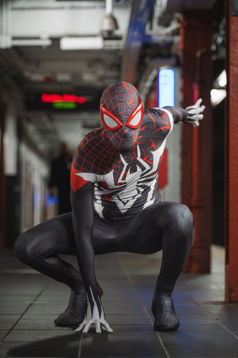 TeamAwesome418's tweet photo. Check out some of my photos as Venomized Miles Morales
📸 Donteprime
@BRIANMBENDIS @marvel @insomniacgames #Spiderman #MaximumVenom https://t.co/S9VGz1IE5b