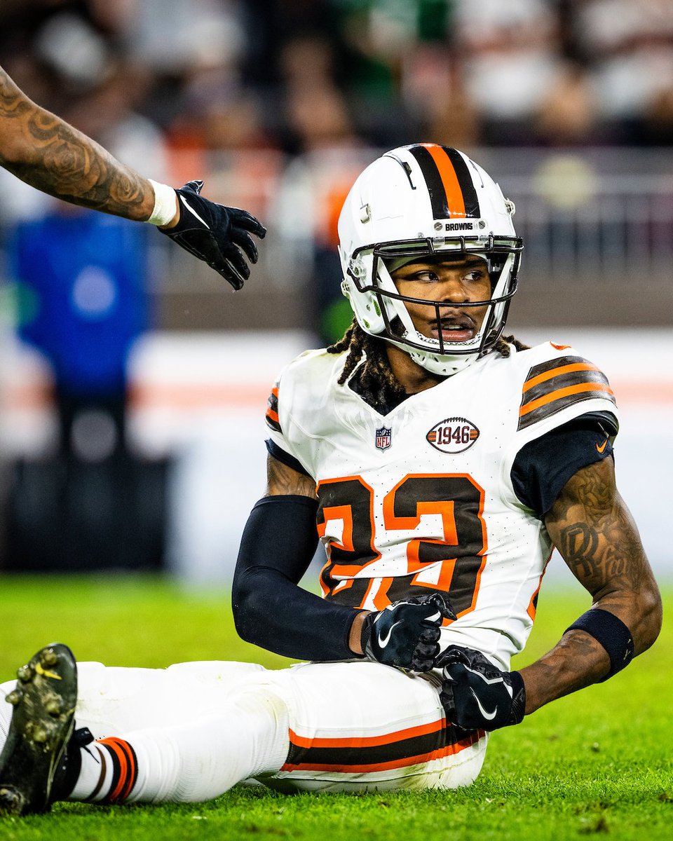 MLFootball's tweet photo. STUD: #Browns CB Martin Emerson this season:

509 Coverage Snaps
70 Targets
Zero TD's https://t.co/Ohxgao5rhy