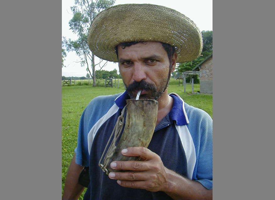 IPradio's tweet photo. #Mate3
"Mate polémico"
Si te lo regala tu jermu te está gorreando, si te lo regala tu amigo, es el quien te está metiendo las guampas.
Si te lo comprás vos mismo es porque tenés asumido que sos tremendo corneta https://t.co/Zgs6fAIQuV