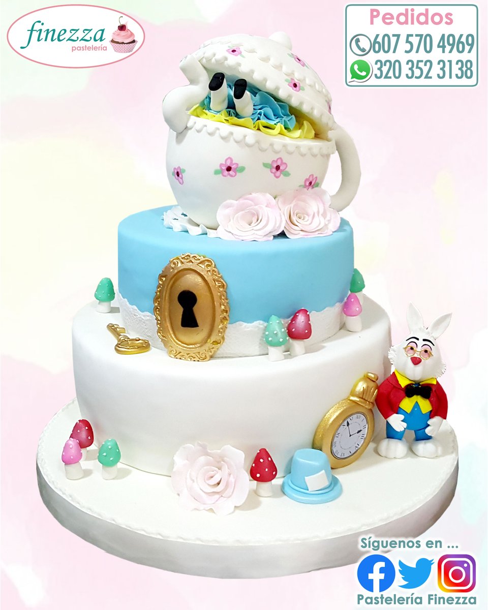 pastelfinezza's tweet photo. Feliz Cumpleaños Gabriela!
#PasteleriaFinezza #CelebraConFinezza #Cumpleaños #FelizCumpleaños #HappyBirthday #Ponque #Torta #Cake #AliciaEnElPaisDeLasMaravillas #Alicia #ConejoBlanco #ElPaisDeLasMaravillas #Te #HoraDelTe #Gabriela https://t.co/hGrVRvacmD