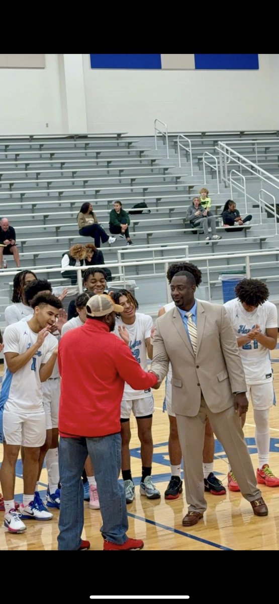 Harlan Hoops 🏀 tweet media