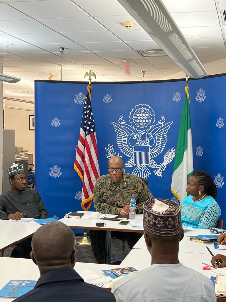 Ovonicely's tweet photo. I had a rare opportunity of interacting with Gen. Michael Langley of the US Marine Corps, along with other industry leaders. We had cross country discussions on security, strengthening democracy and leadership. Thanks to @USinNigeria for the opportunity.
@StateIVLP @MeridianIntl https://t.co/59s6ygnrNz