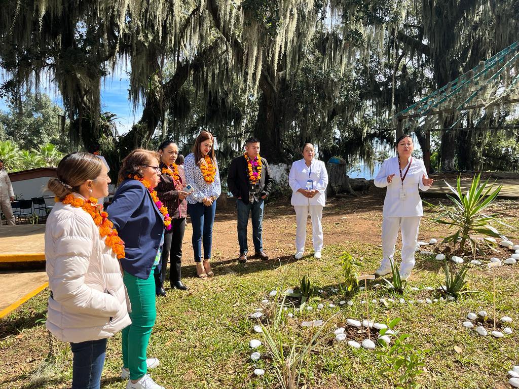 CECyTEHidalgo's tweet photo. #CECyTEH 📷 #OTAF
Hoy, en el Cecyte Hidalgo Plantel Huautla, se llevo a cabo la evaluación de la CEIFRHS para la renovación de la OTAF. Con la finalidad de proporcionar una educación de excelencia y la mejora continua en beneficio de la educación de nuestro Estado https://t.co/qhSOcDBuRB