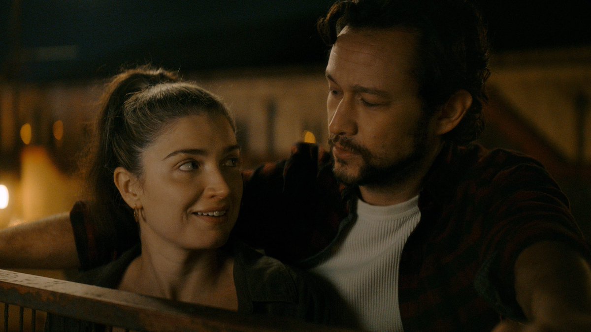 howatdk's tweet photo. Voters, PLEASE don’t forget about “Meet in the Middle” from FLORA AND SON.

The irresistible charm of the tune, the casual romance of it all, makes it easily one of the best movie songs of the year.

Plus, John Carney should be an Oscar nominee by now. Let’s recognize him. https://t.co/lsbumAmVrs