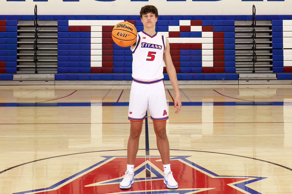 ArcadiaHoops's tweet photo. 🚨GAMEDAY #10🚨

🆚 - Saguaro High School
📍 - Saguaro High School
🕕 - Frosh - 5:30, Varsity - 7:00 (No JV)
🎟️ - $5 at door / https://t.co/guOi4zI1Pf
📺 - https://t.co/fHcZye8ft5

#️⃣ TGHT #️⃣ WHAKAPAPA https://t.co/44dkogMt0E