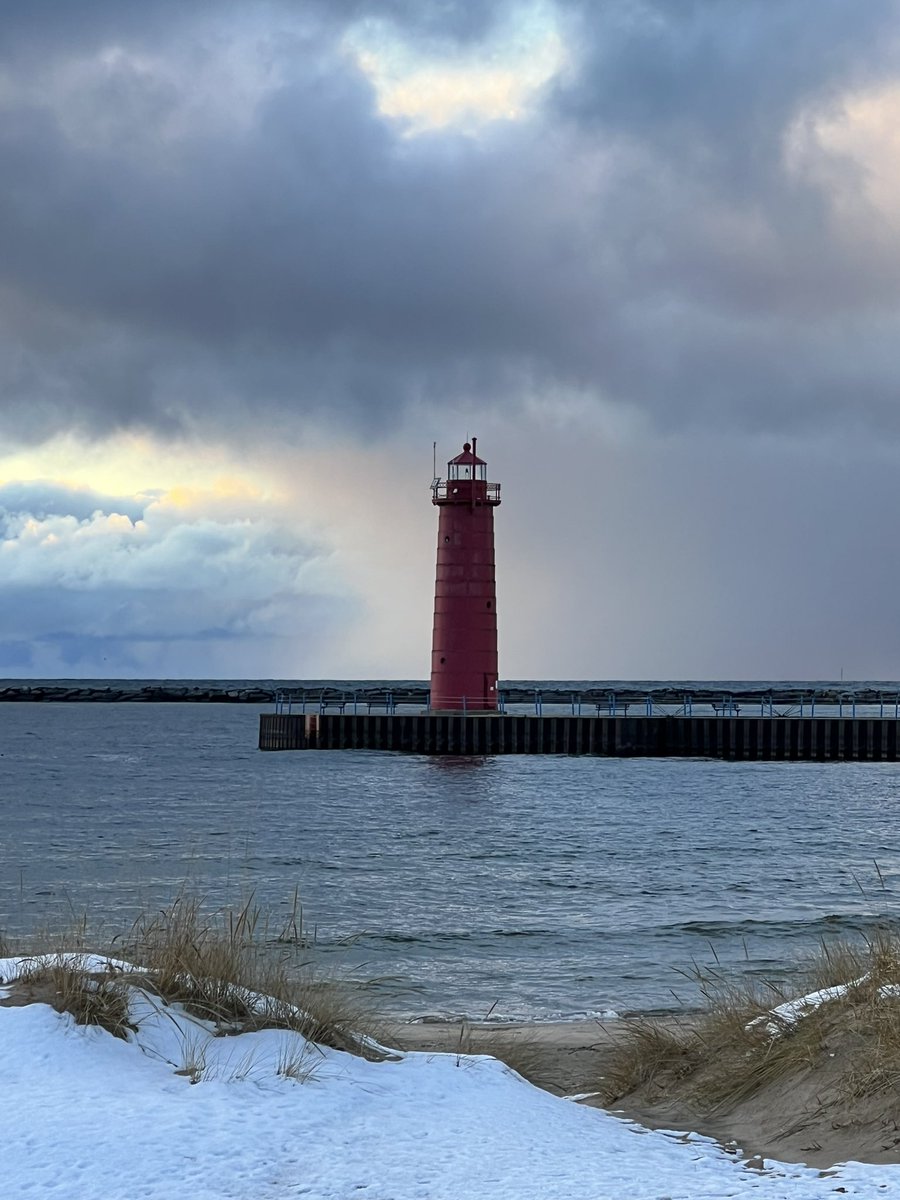 LakeMichigan13 tweet picture