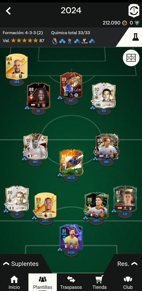 Ka78719816's tweet photo. @LaudrupARG Juego 4-2-3-1 con Zidane de enganche, mi carta favorita es Garrincha. https://t.co/467LLh6cbE